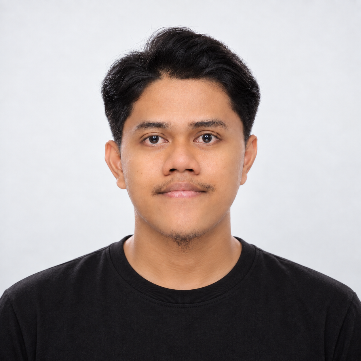 Portrait of Muhammad Naufal Khaddafy, Fullstack Engineer at AyProjex